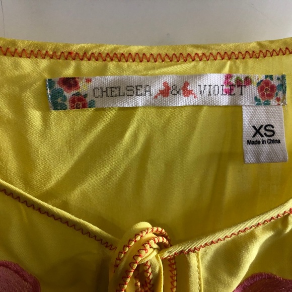 Chelsea & Violet CV sunny yellow peasant top - Picture 4 of 8